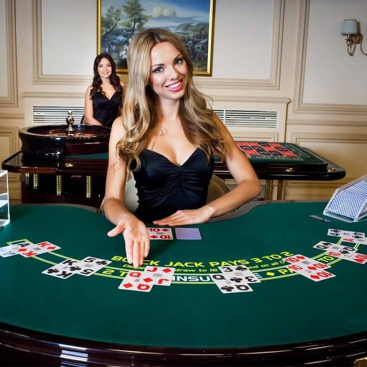 Antarmuka permainan slot online di tango77 dengan desain responsif dan beragam tema menarik